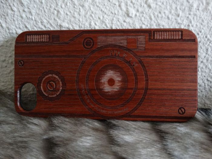 een miljard bon Stevenson Gegraveerd telefoonhoesje iPhone 7/8 | Echt hout | Design: Camera